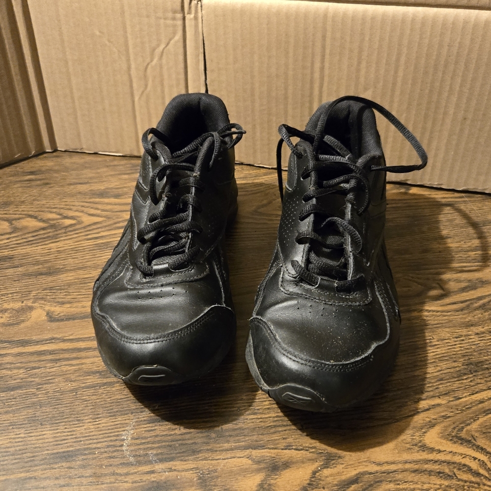 Womens black Reebox shoes